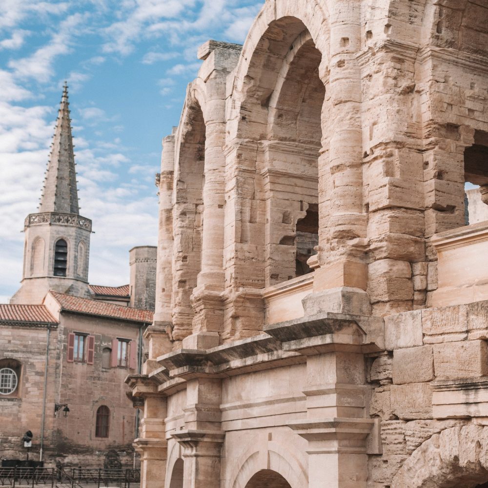 taxi arenes arles